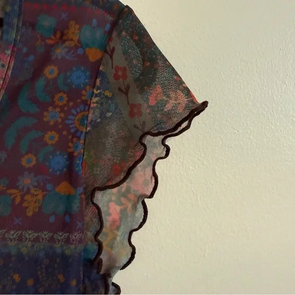 Natural Life Women Sheer Mesh Top Size M Square Neck Lettuce Hem Floral Boho NWT - Picture 5 of 7